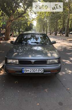 Седан Nissan Maxima 1989 в Черноморске