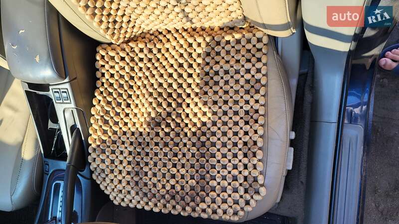 Седан Nissan Maxima 2000 в Миколаєві