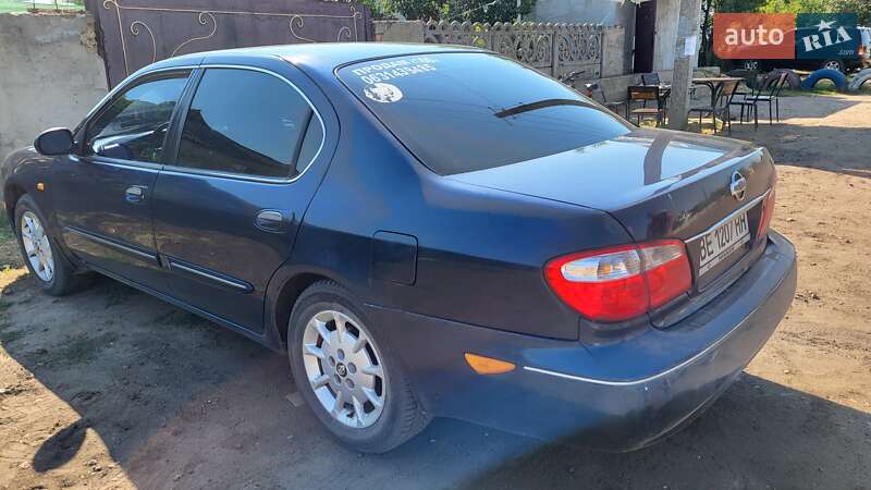 Седан Nissan Maxima 2000 в Миколаєві