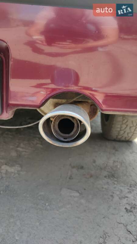 Седан Nissan Maxima 1996 в Одессе