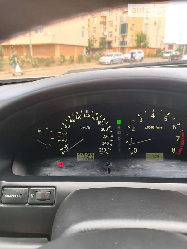 Седан Nissan Maxima 2002 в Рени фото 8 Седан Nissan Maxima 2002 в Рени