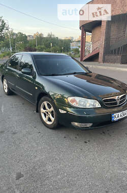 Седан Nissan Maxima 2000 в Києві