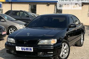 Седан Nissan Maxima 1999 в Кривому Розі