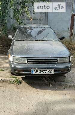 Седан Nissan Maxima 1991 в Николаеве