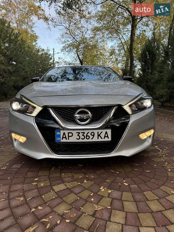 AUTO.RIA – Купити Чорні авто Ніссан Максіма - продаж Nissan Maxima Чорного  кольору
