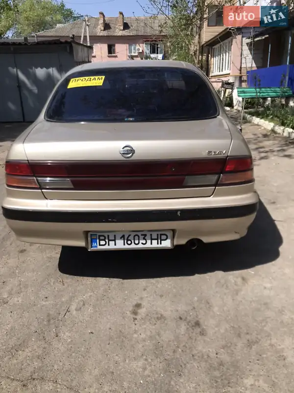 Nissan Maxima 1996