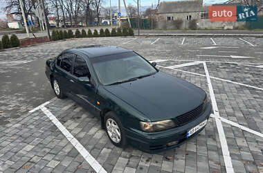 Седан Nissan Maxima 1998 в Виннице