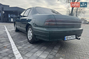 Седан Nissan Maxima 1998 в Виннице