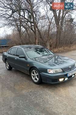 Седан Nissan Maxima 1998 в Харкові