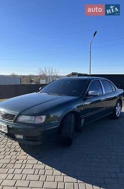 Седан Nissan Maxima 1998 в Одесі