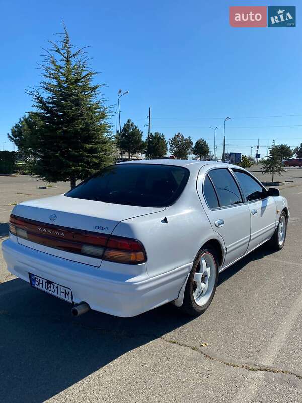 Седан Nissan Maxima 1997 в Одесі фото 3 Седан Nissan Maxima 1997 в Одесі