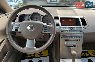 Седан Nissan Maxima 2004 в 