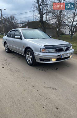 Седан Nissan Maxima 2000 в Березівці