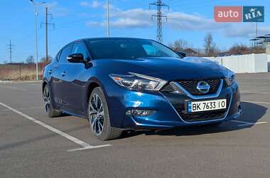 Седан Nissan Maxima 2018 в Рівному