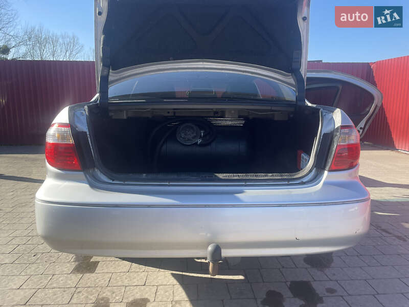 Седан Nissan Maxima 2001 в Бродах