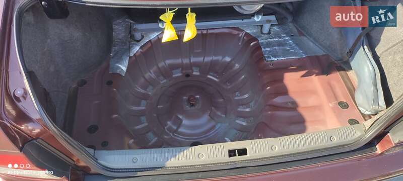Седан Nissan Maxima 1999 в Днепре