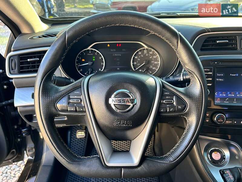 Седан Nissan Maxima 2017 в Одесі