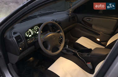 Седан Nissan Maxima 2002 в 