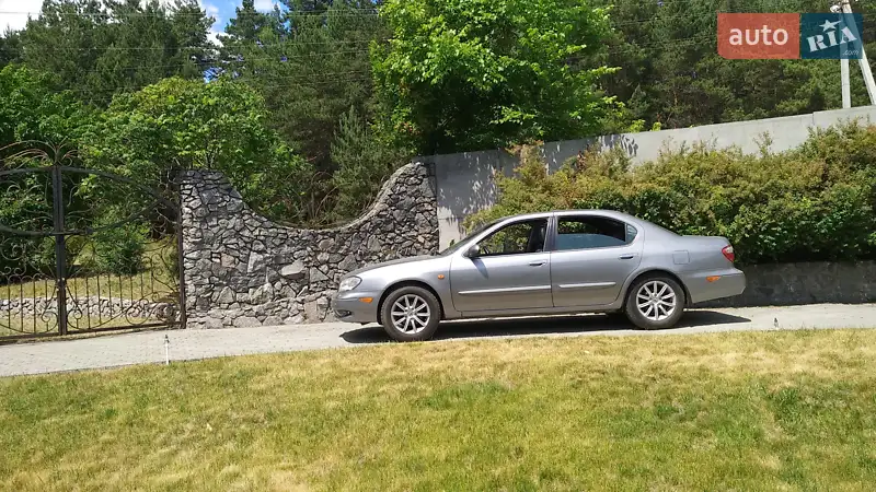 Nissan Maxima