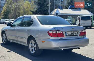 Седан Nissan Maxima 2001 в 