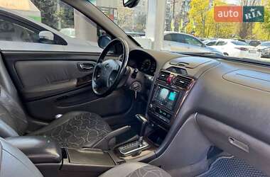 Седан Nissan Maxima 2001 в 