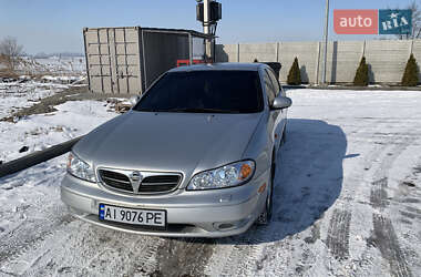Седан Nissan Maxima 2001 в 