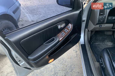 Седан Nissan Maxima 2001 в 