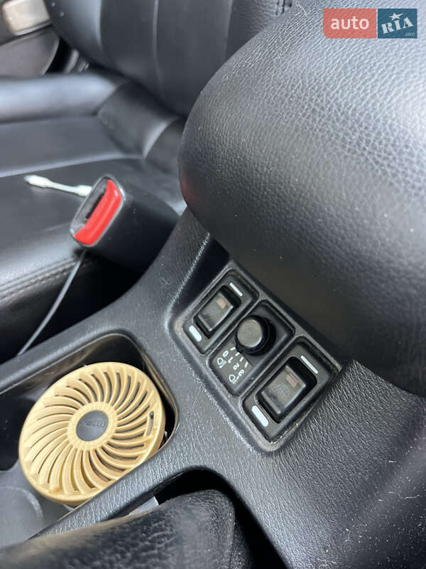 Седан Nissan Maxima 1996 в Первомайську фото 12 Седан Nissan Maxima 1996 в Первомайську