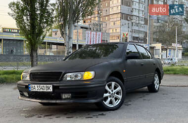 Седан Nissan Maxima 1996 в Кропивницькому