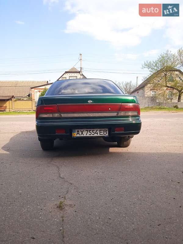 Седан Nissan Maxima 1994 в Харкові