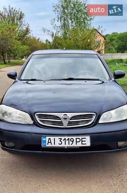 Седан Nissan Maxima 2002 в 