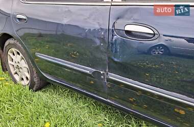 Седан Nissan Maxima 2002 в 