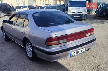 Седан Nissan Maxima 1995 в 
