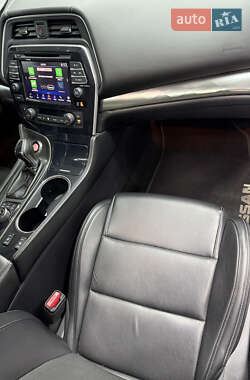 Седан Nissan Maxima 2019 в 