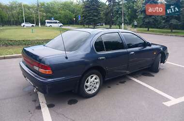 Седан Nissan Maxima 1996 в 