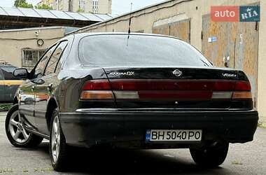 Седан Nissan Maxima 1996 в 