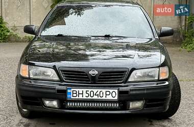 Седан Nissan Maxima 1996 в 