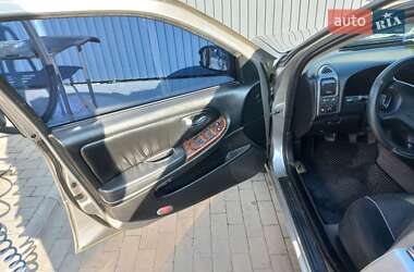 Седан Nissan Maxima 2002 в 