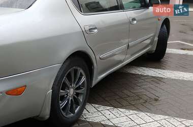 Седан Nissan Maxima 2002 в 