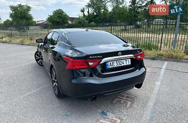Седан Nissan Maxima 2017 в 