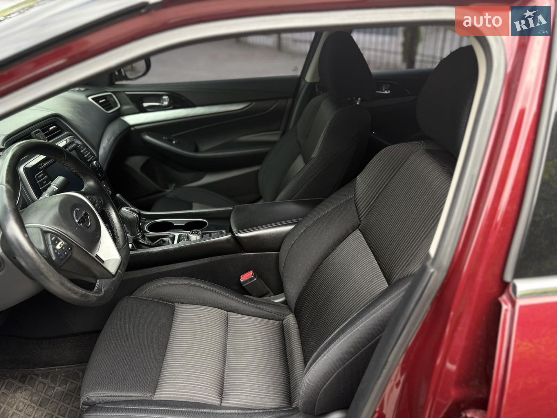 2016 Nissan Maxima - мініатюра 12