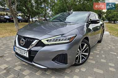 Седан Nissan Maxima 2019 в Одесі