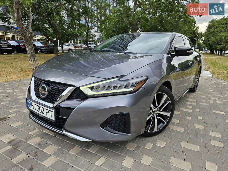 Nissan Maxima 2019