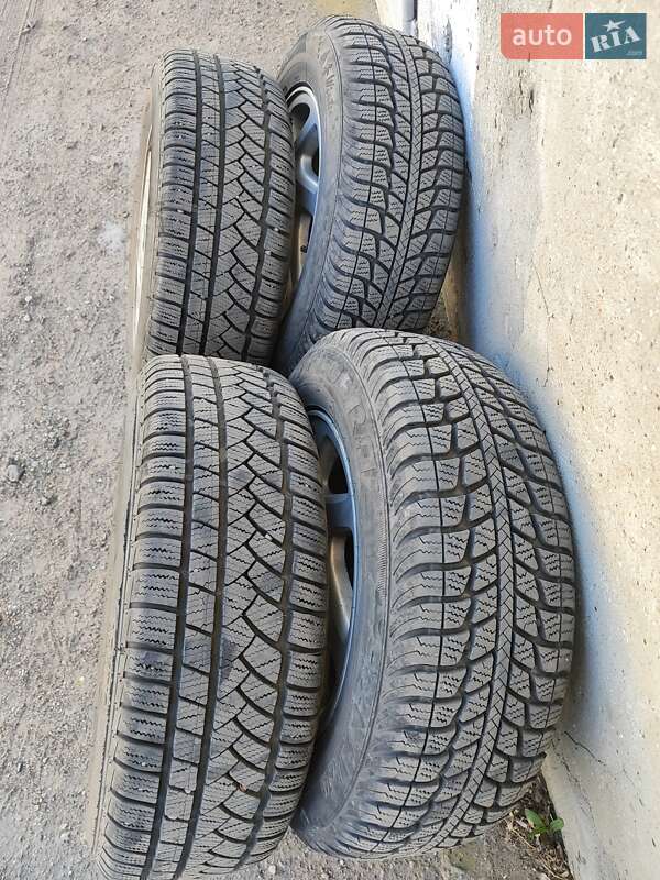 Седан Nissan Maxima 1995 в Ізмаїлі