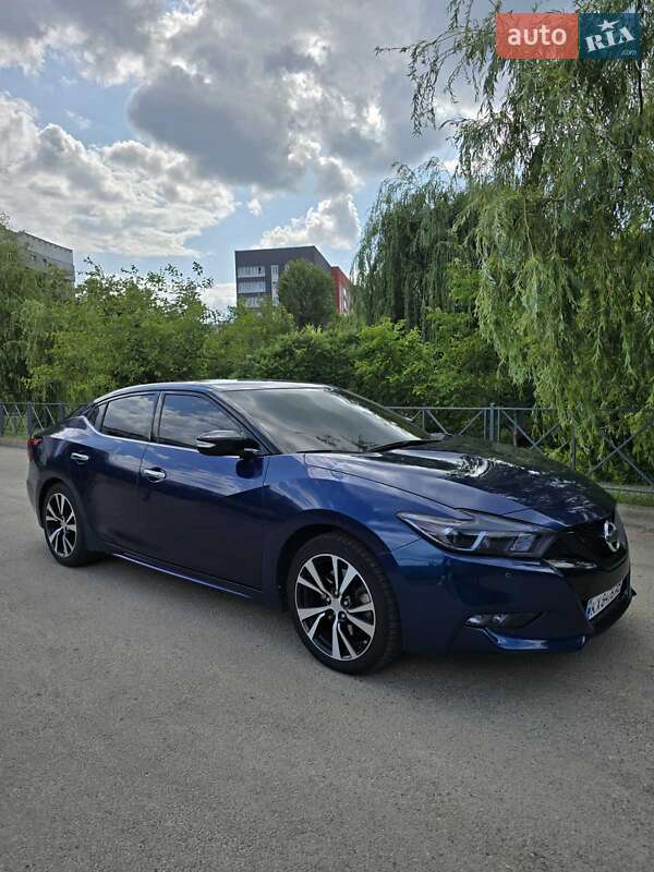 Седан Nissan Maxima 2018 в Киеве фото 4 Седан Nissan Maxima 2018 в Киеве