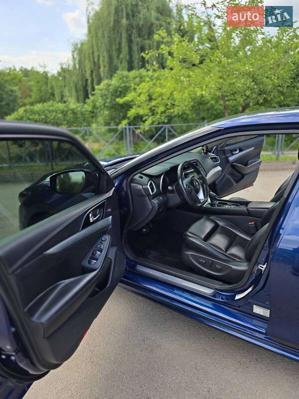 Седан Nissan Maxima 2018 в Киеве фото 11 Седан Nissan Maxima 2018 в Киеве