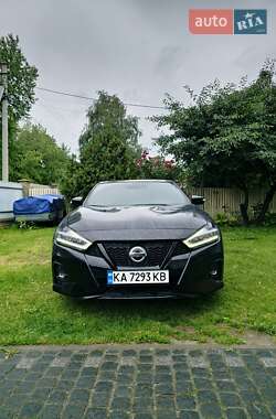 Седан Nissan Maxima 2019 в 