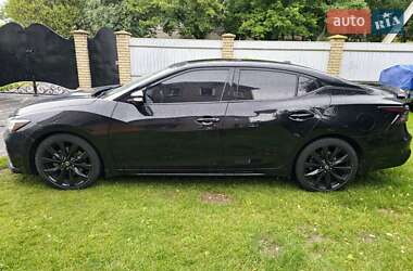 Седан Nissan Maxima 2019 в 
