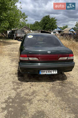 Седан Nissan Maxima 1997 в Великій Олександрівці