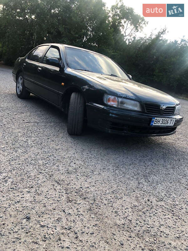 Седан Nissan Maxima 1995 в Одесі